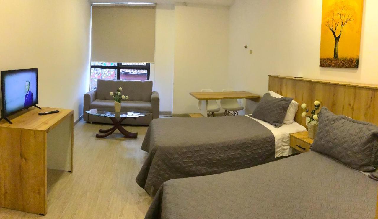 Apart Hotel Casa Blanca Куенка Екстериор снимка