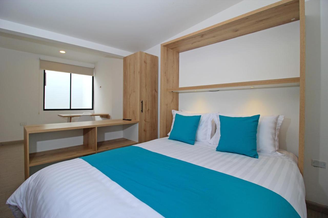 Apart Hotel Casa Blanca Куенка Екстериор снимка