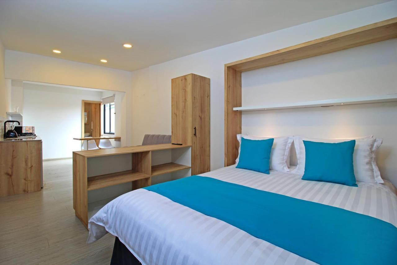 Apart Hotel Casa Blanca Куенка Екстериор снимка